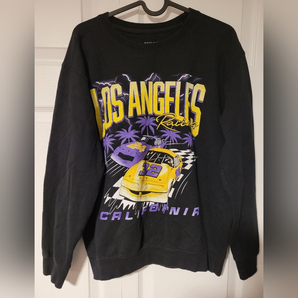 🍁 2/$20 🍁 Los Angeles Racing Black Crewneck Sweater
